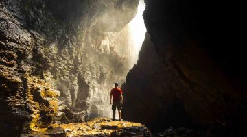 Elephant cave and Ma Da cave (1 day)