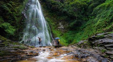 Silver and Love Waterfall, Tran Thom Pass